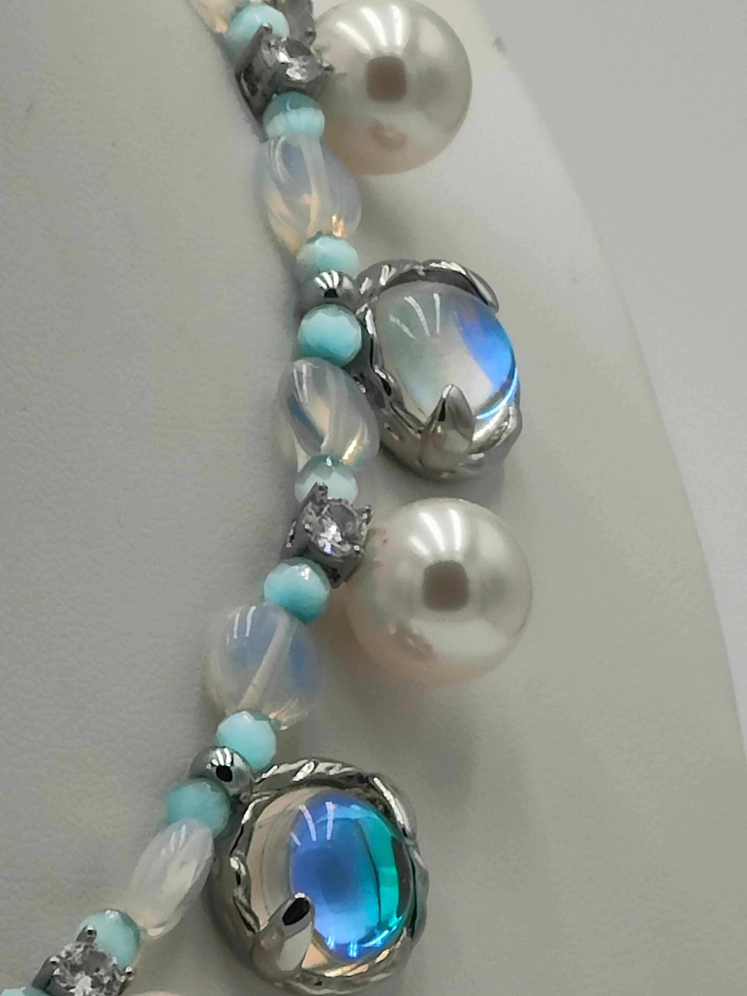 Moonstones and Pearls Necklace