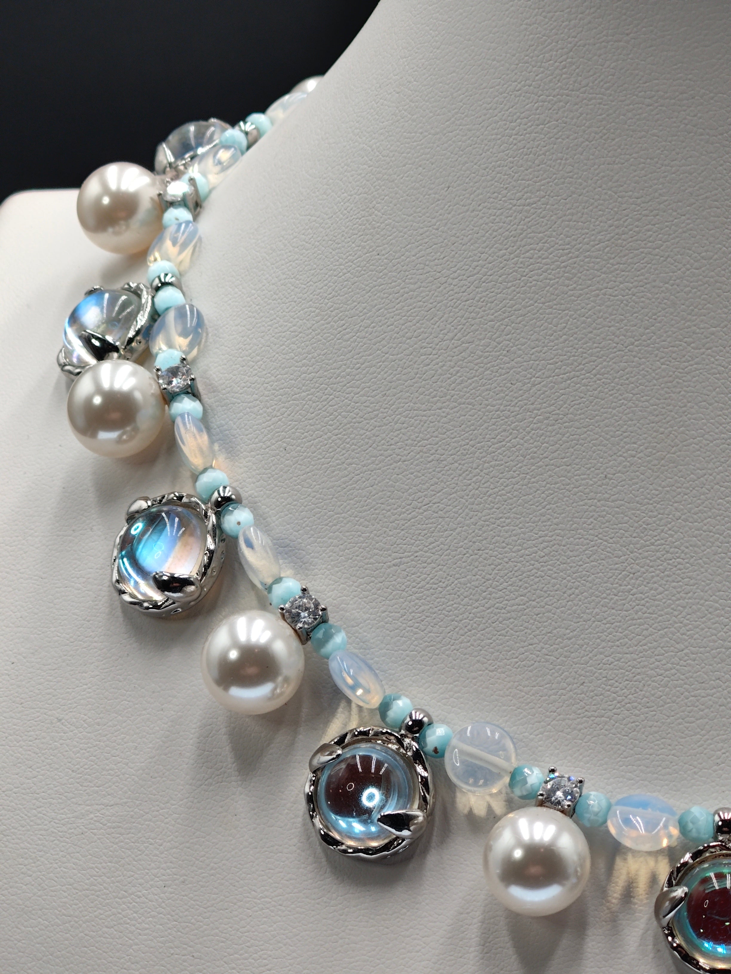 Moonstones and Pearls Necklace