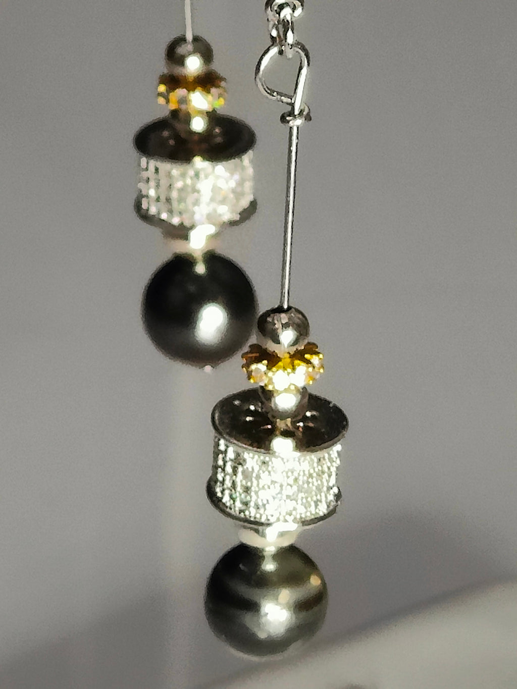 Exquisite Pearls Earrings