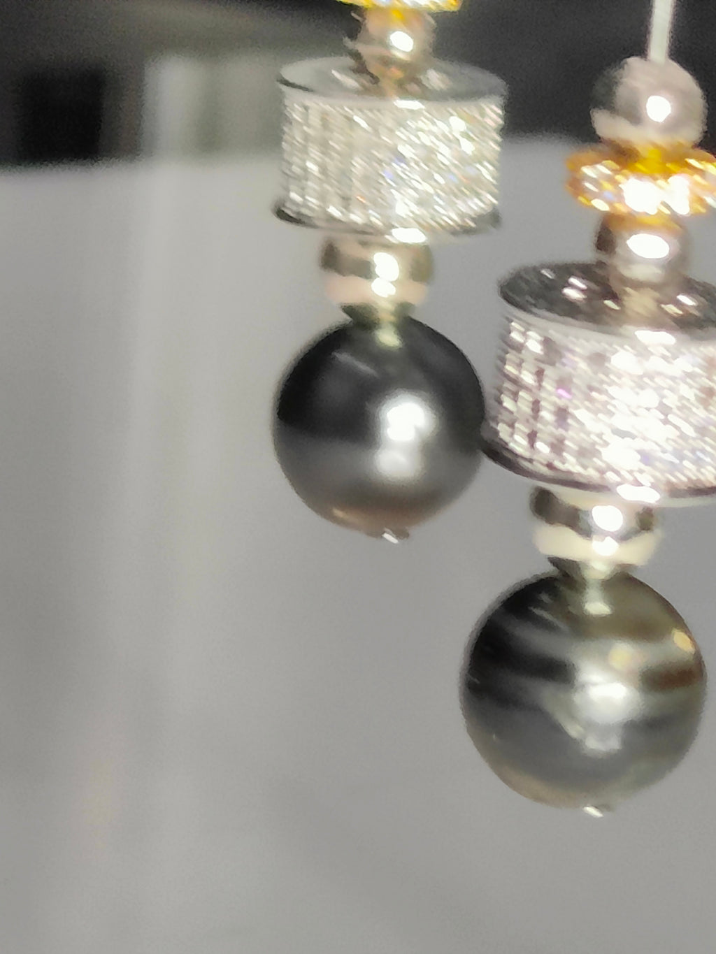 Exquisite Pearls Earrings