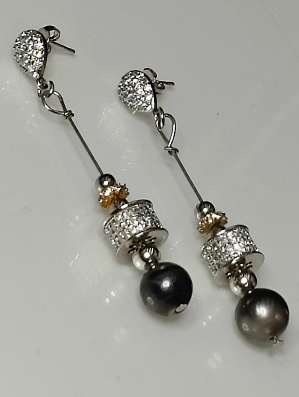 Exquisite Pearls Earrings