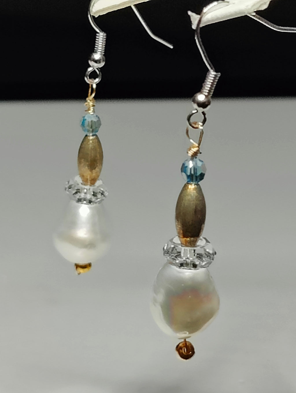 Swinging Pearls Earrings