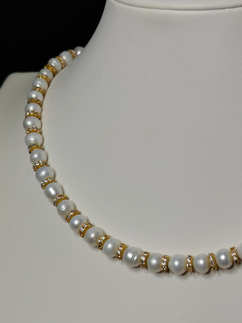 Voila Pearls Necklace