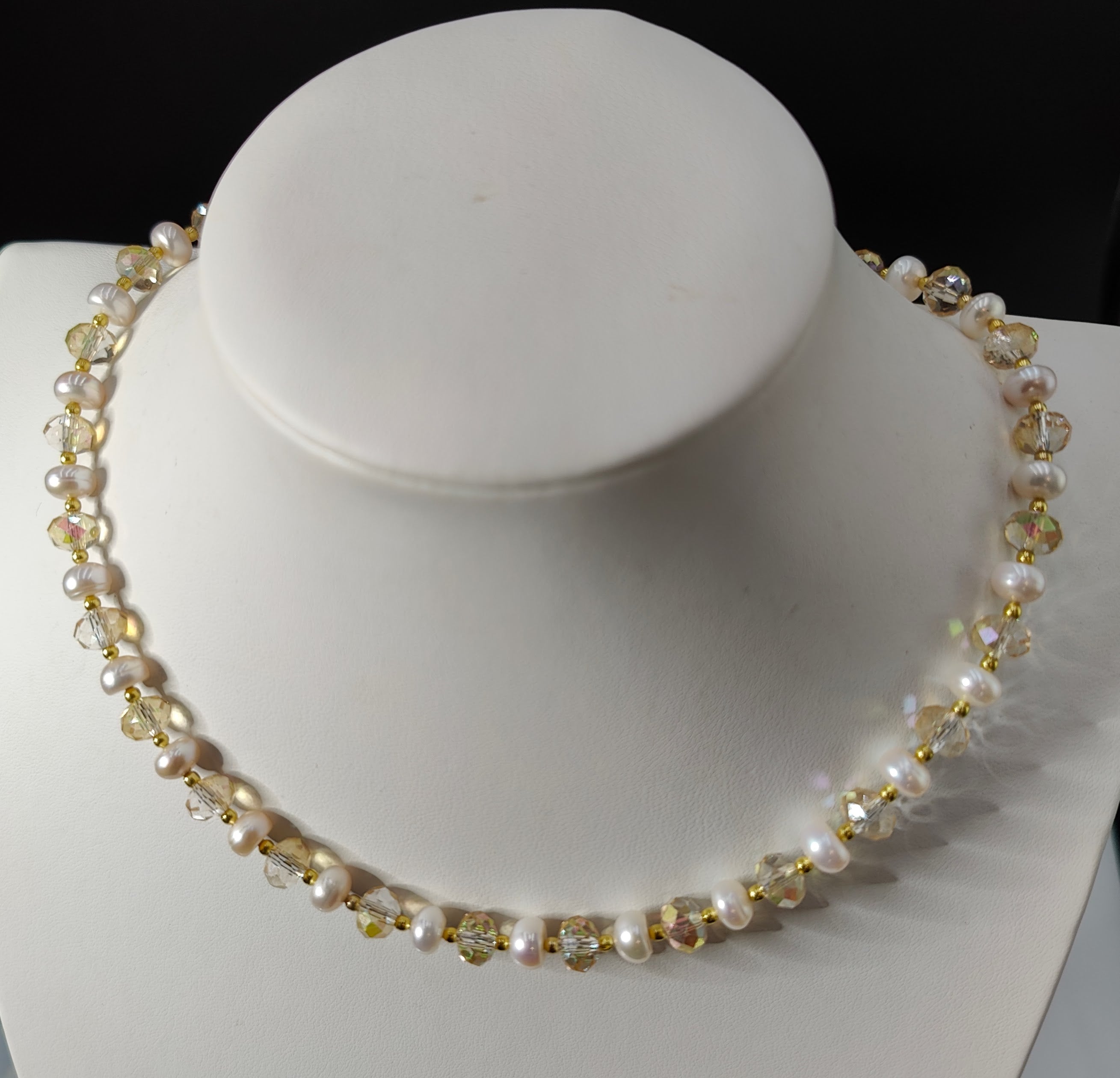 Blonde Crystals Necklace
