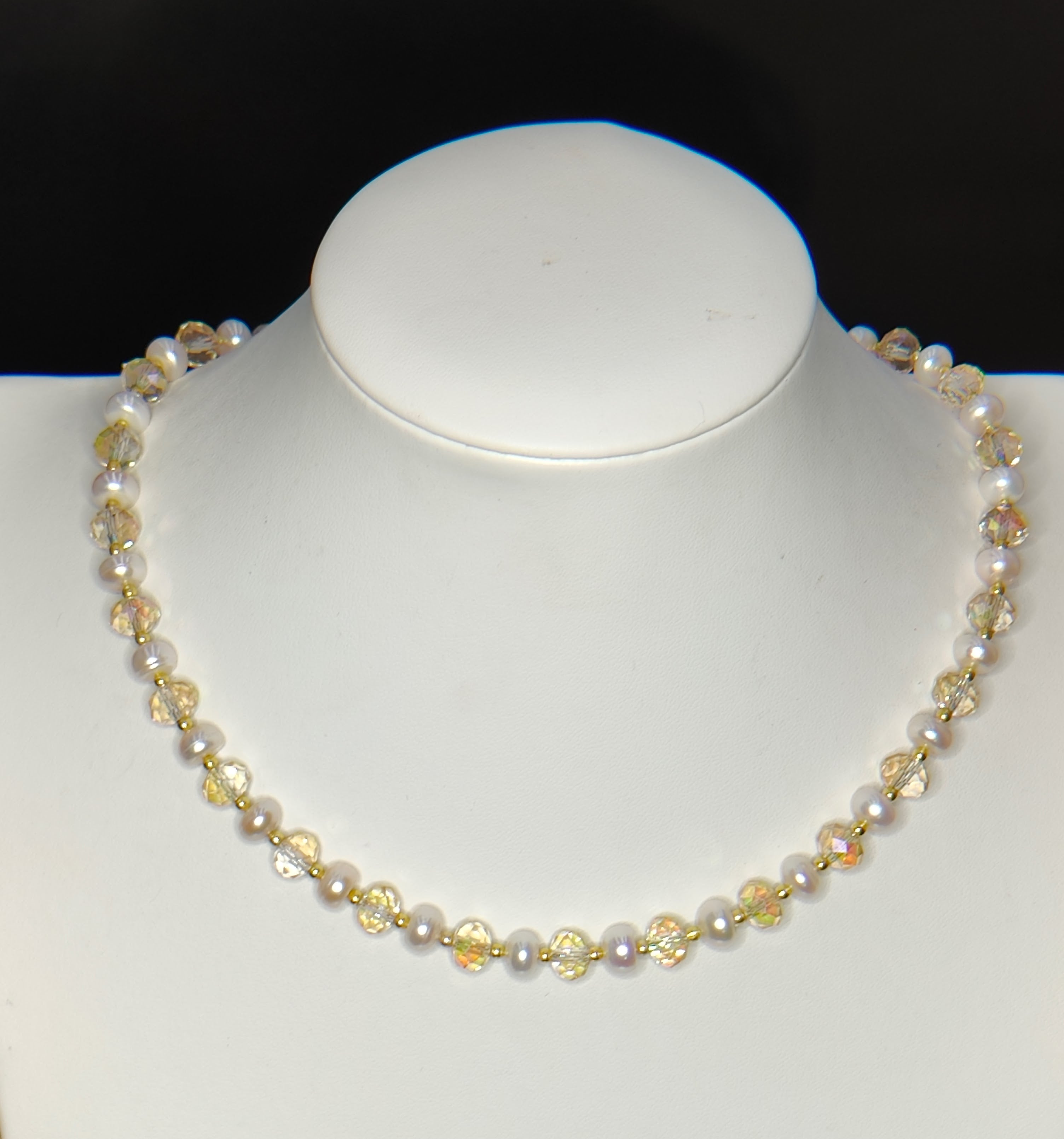 Blonde Crystals Necklace