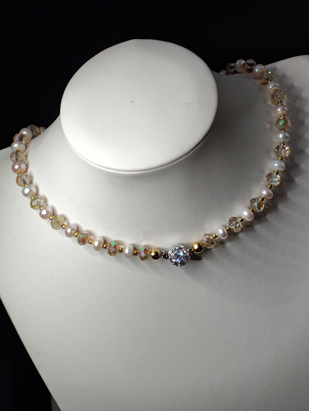 Blonde Crystals Necklace