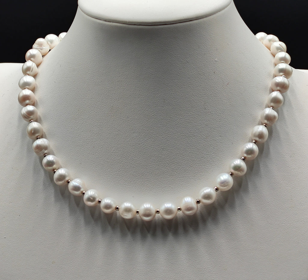 Party Pearls Necklace
