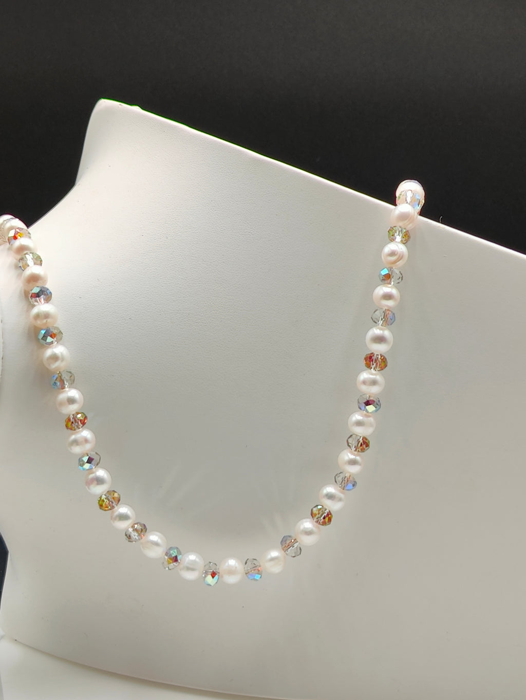 Artisan Glass and Pearls Necklace
