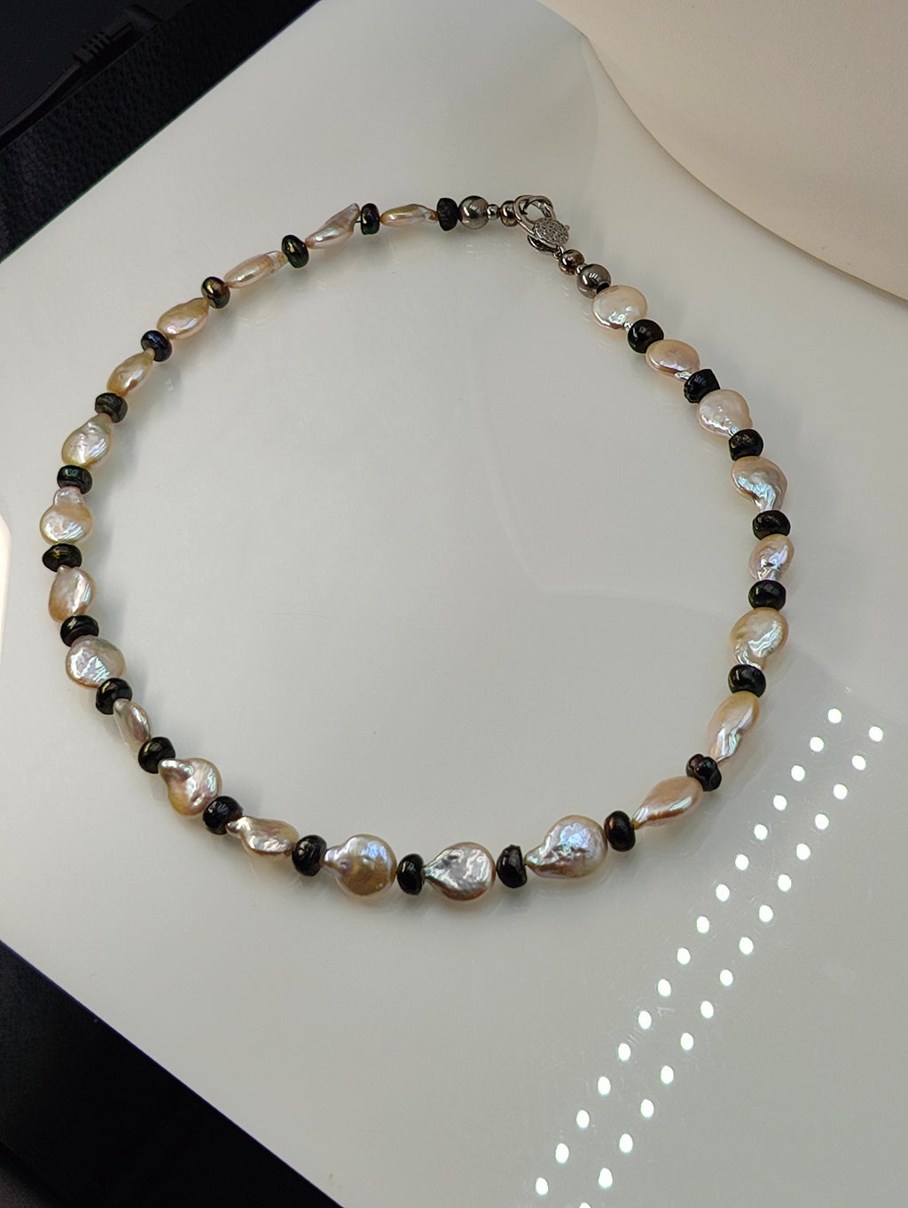 Double Pearls Necklace