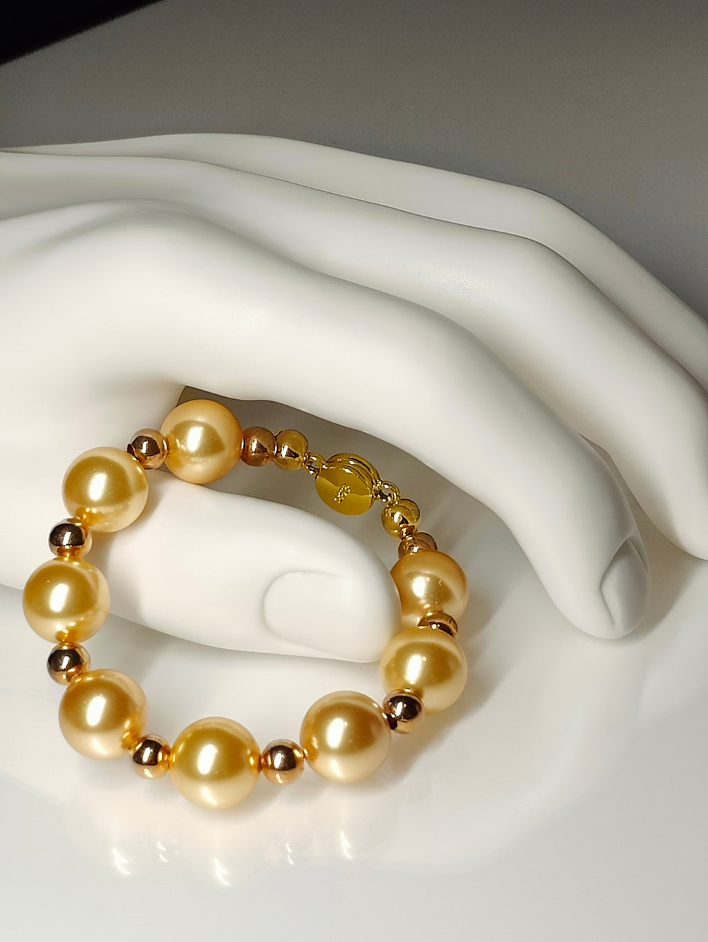 Golden Sheen Bracelet
