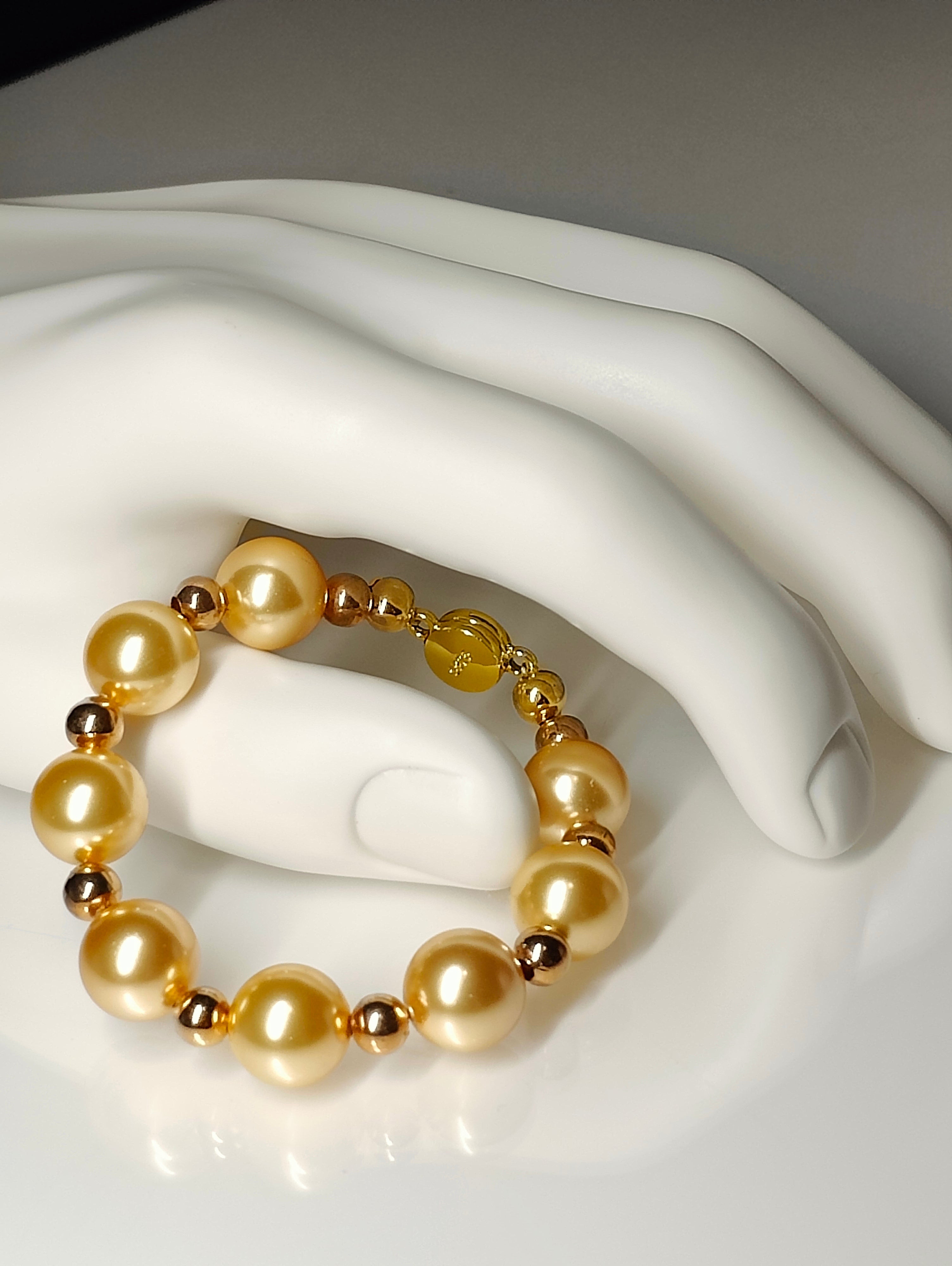 Golden Sheen Bracelet