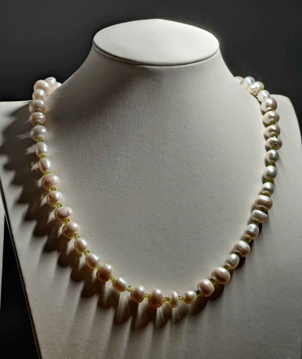 Lido Necklace