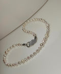 Pretty Pretty Pearls Necklace