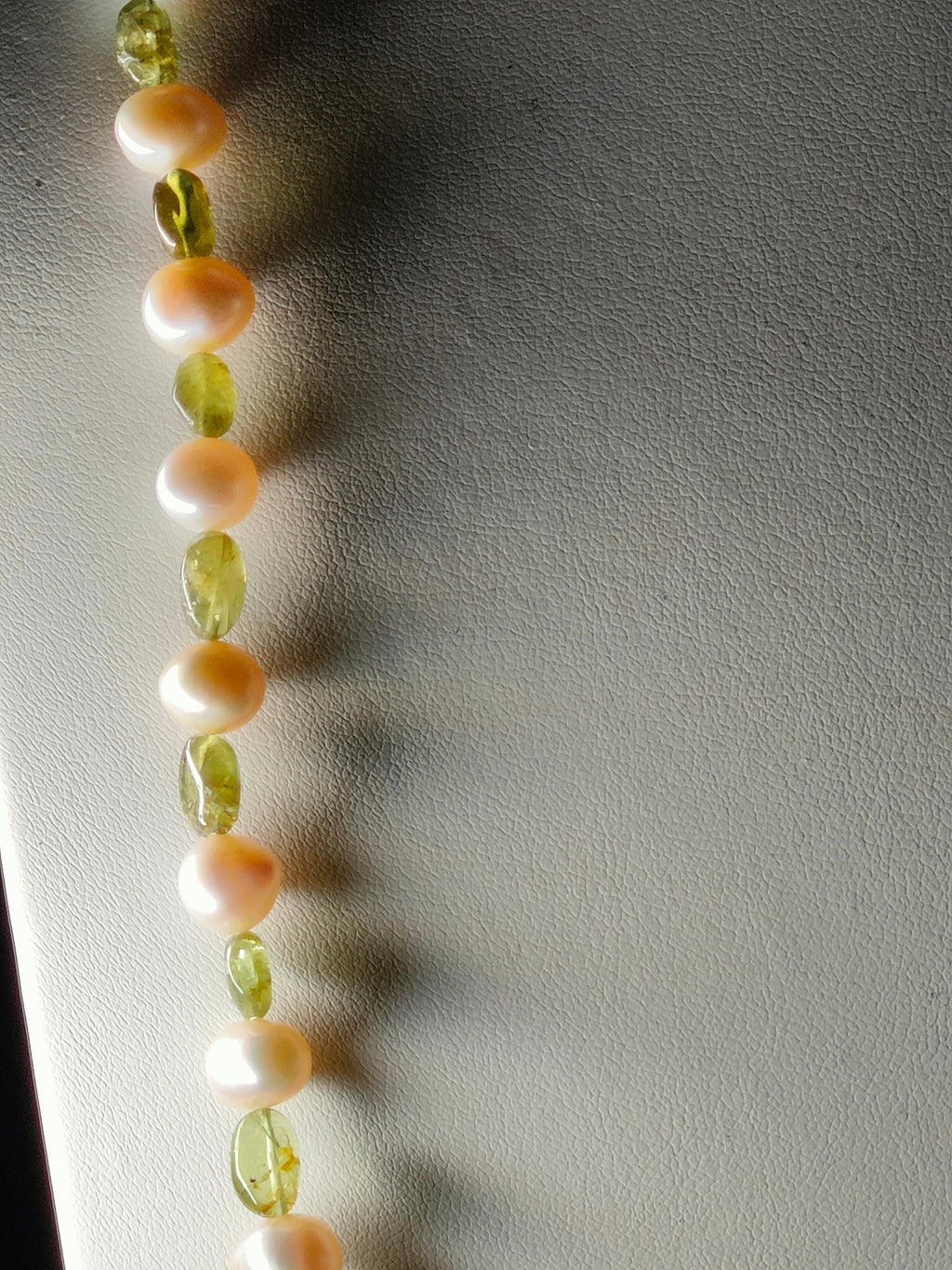 Slinky Pearl Necklace