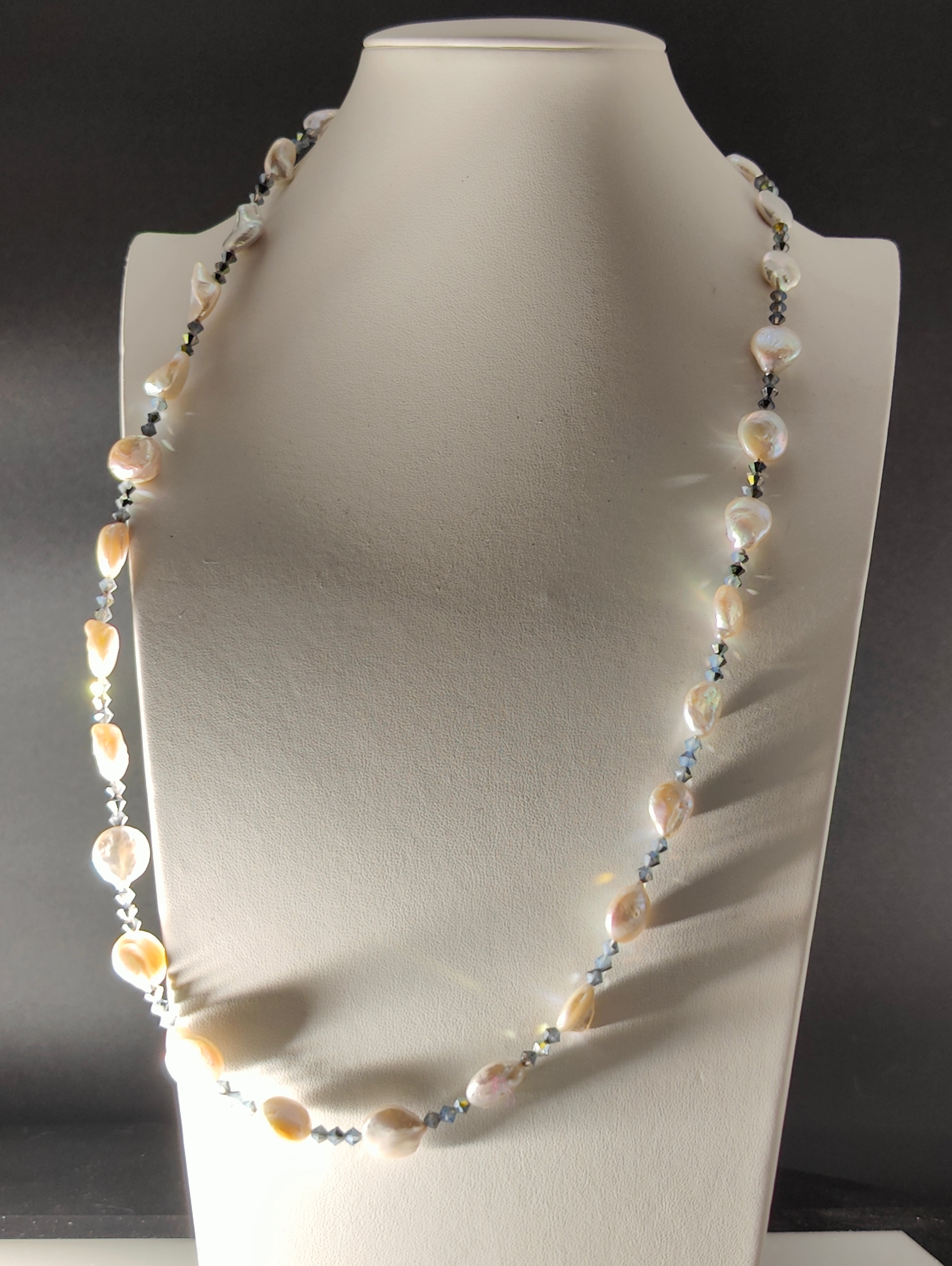 Smokey Pearls Necklace