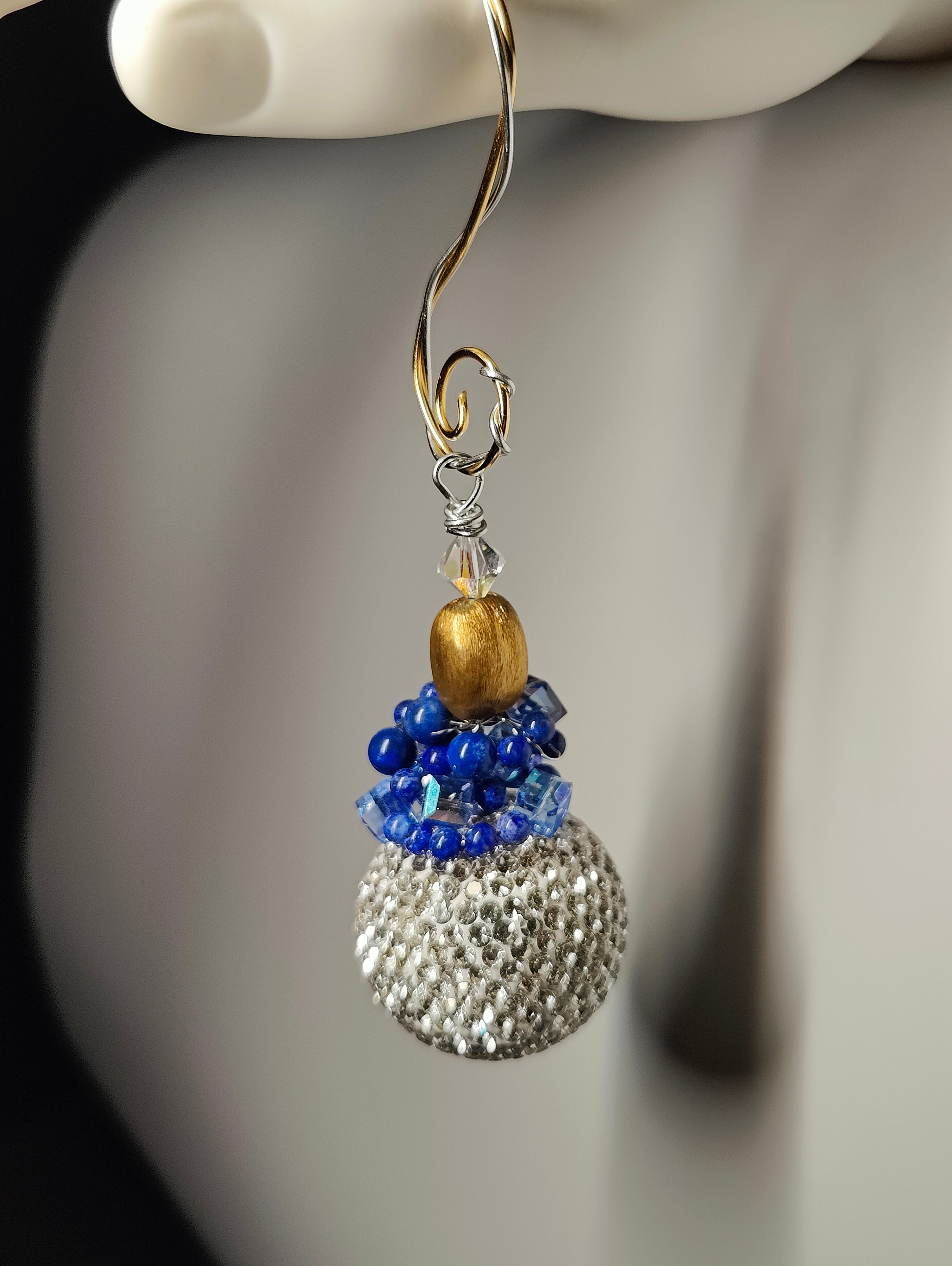 Minuet Ornament