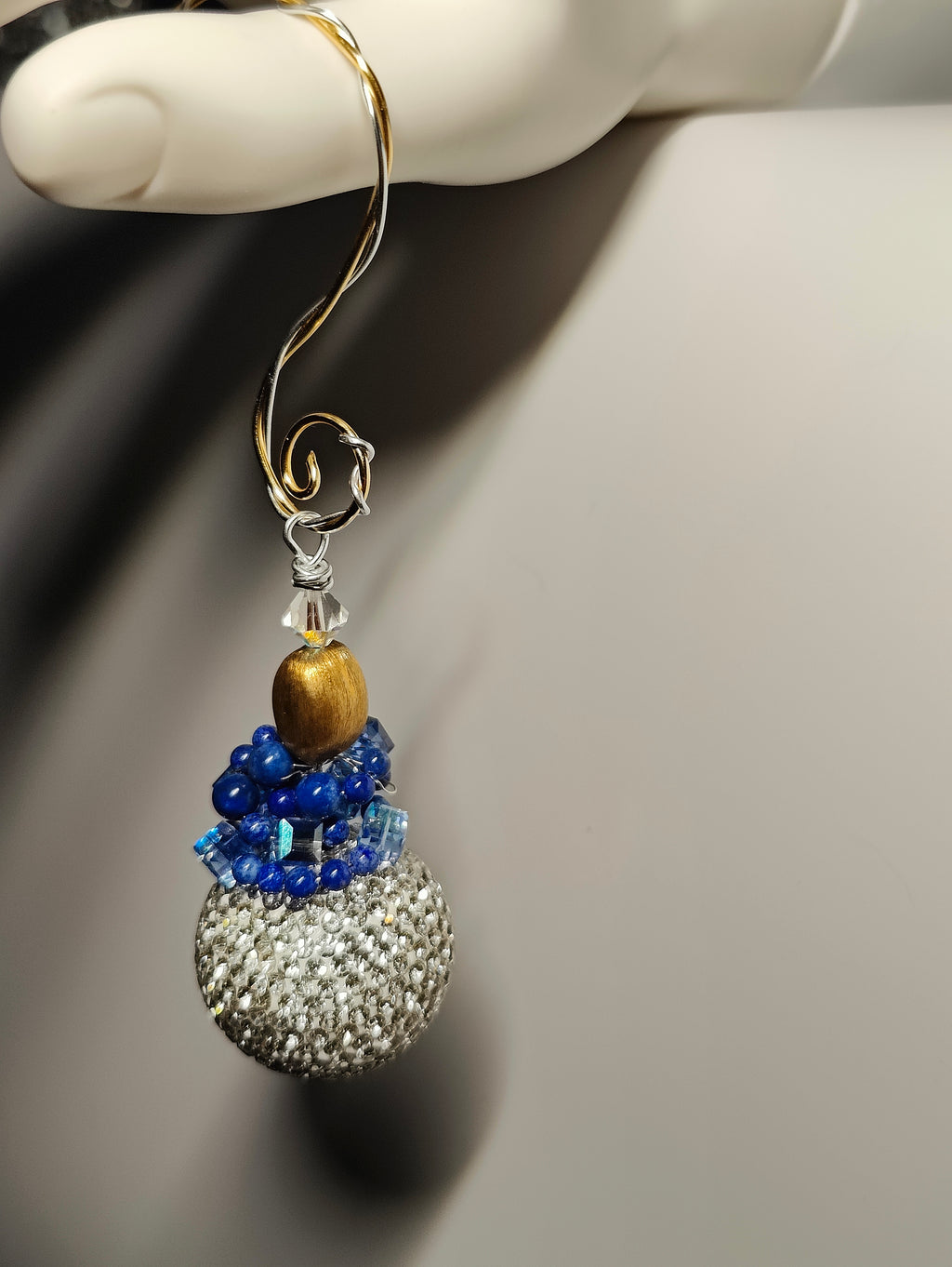 Minuet Ornament