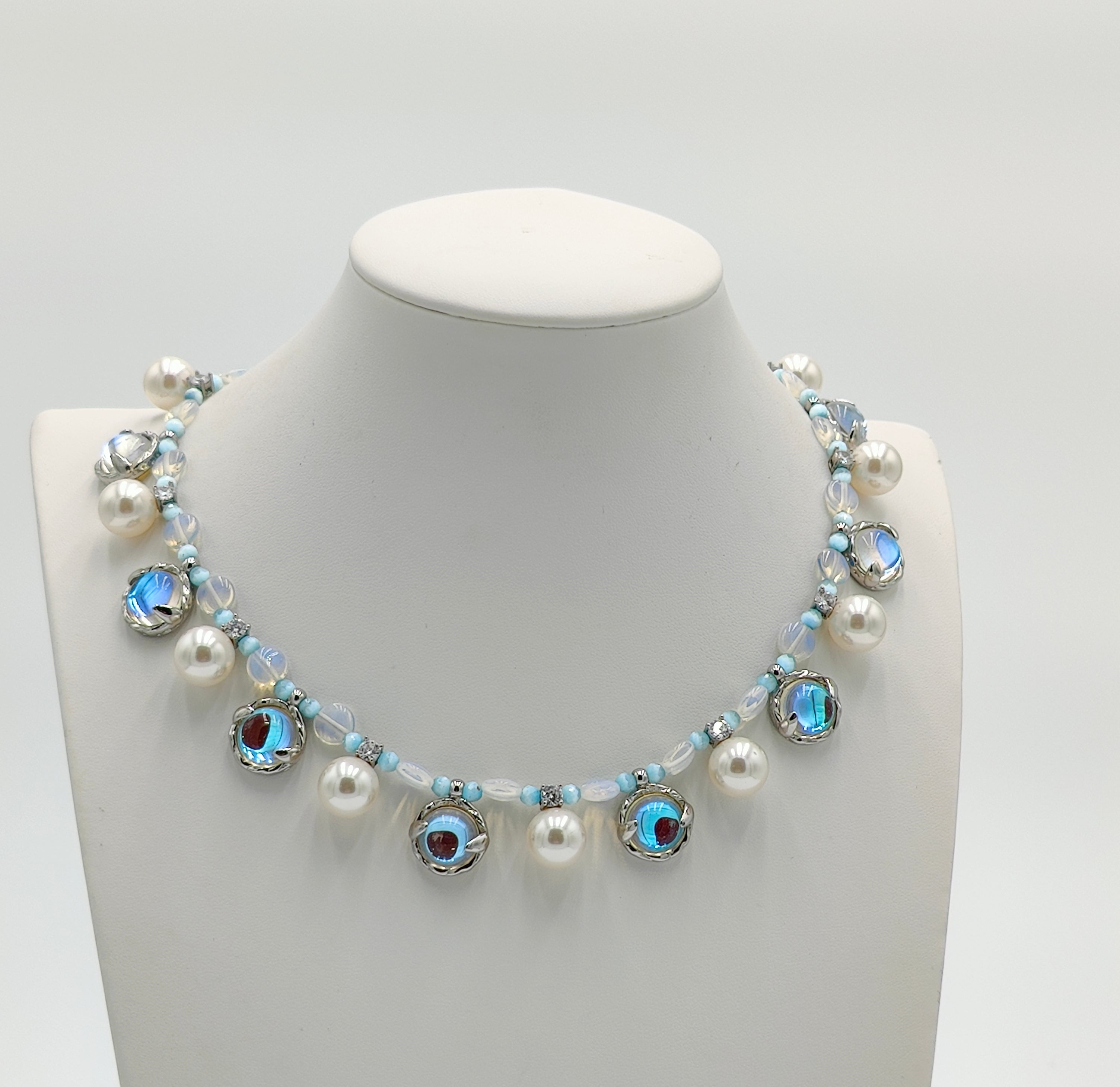 Moonstones and Pearls Necklace
