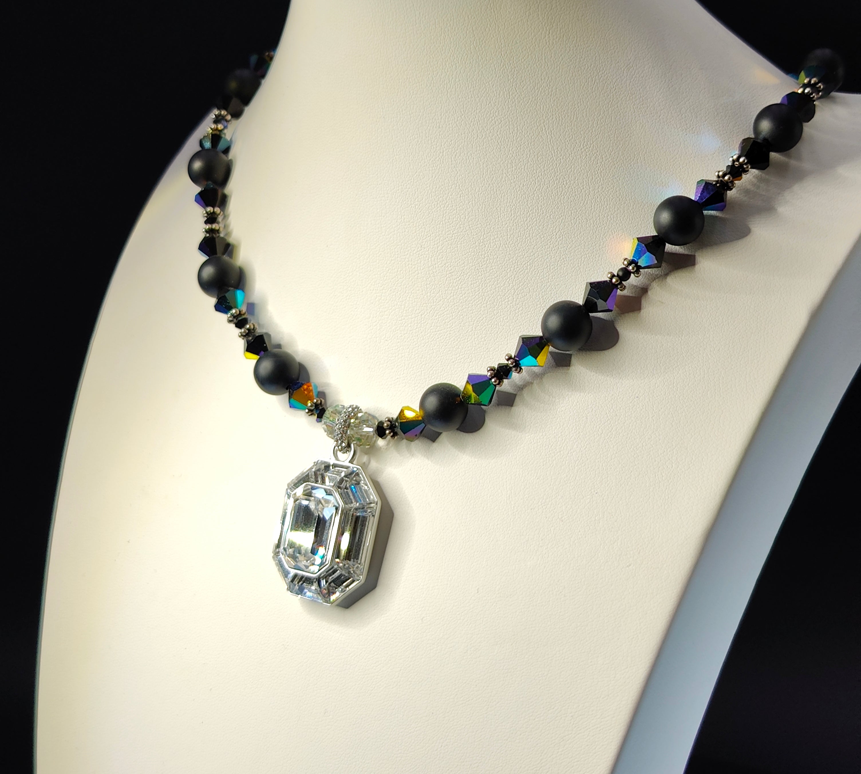 Crystal Pendant Black Brilliance