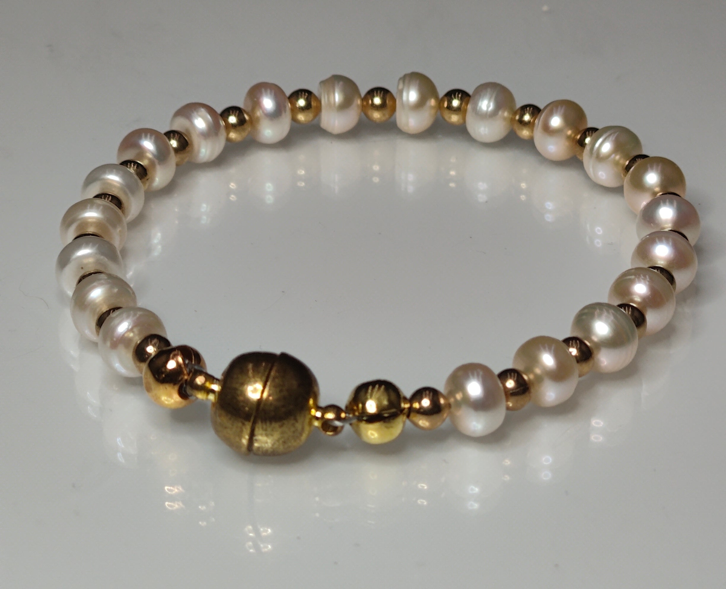 Pretty Pearls Bracelet