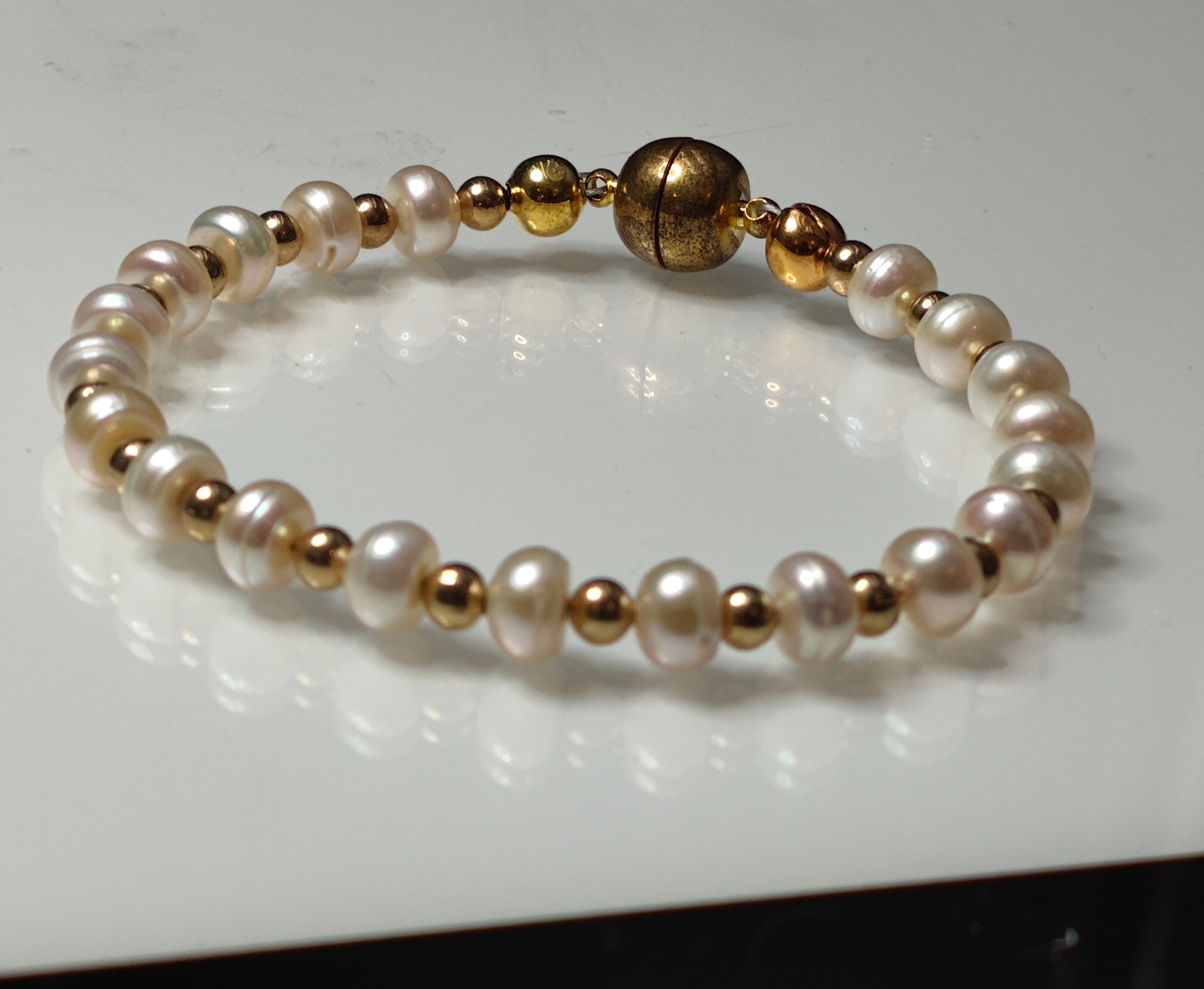 Pretty Pearls Bracelet